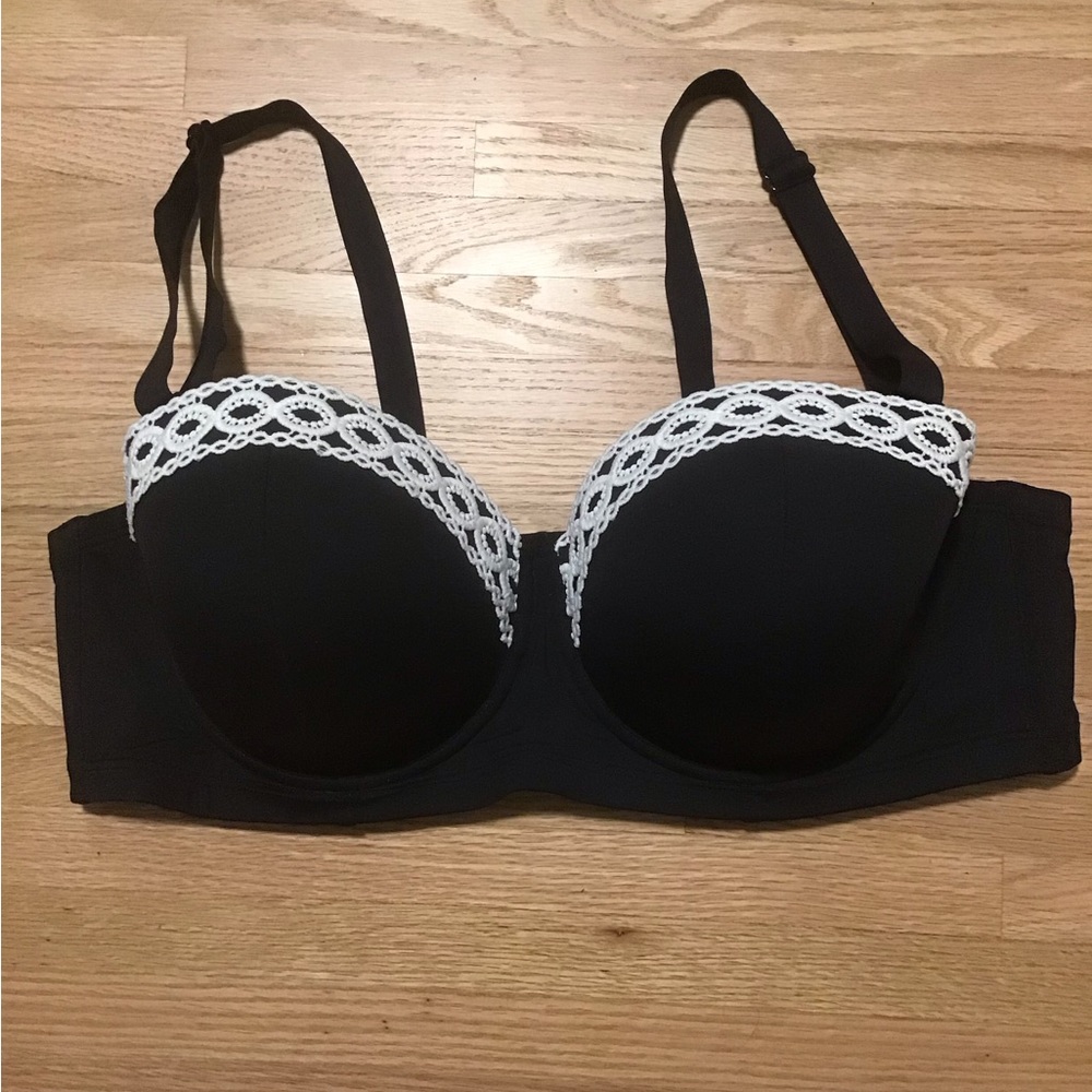 NWOT size 44DD Black Bikini top
